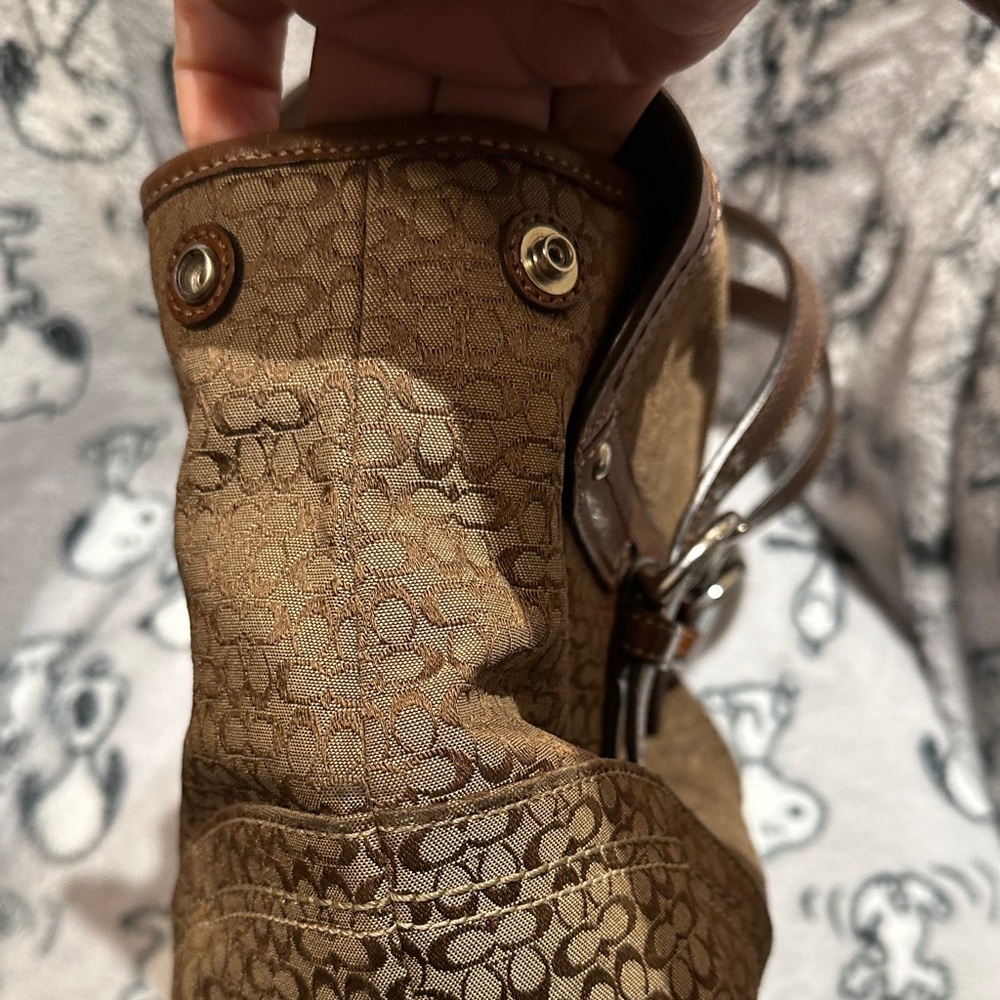 Coach Brown Signature Satchel - Picture 4 of 8